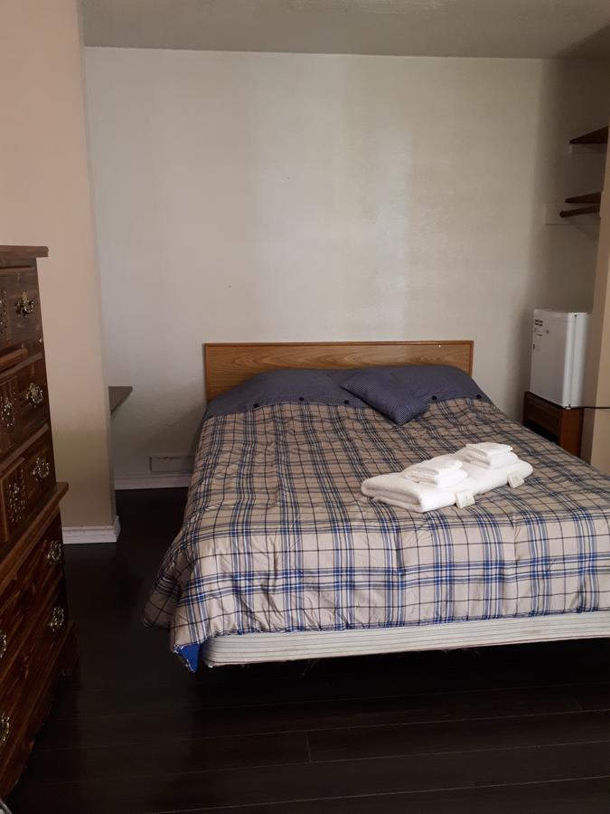 Travellers Rest Motel Salmon Arm Bagian luar foto